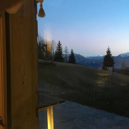 Chalet Corone Monte Zoncolan シャレー *
